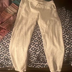 H and m sweatpants cream white color size medium
